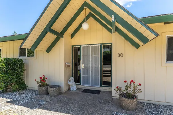 $555,000 | 30 Highland Court, Ukiah, CA 95482