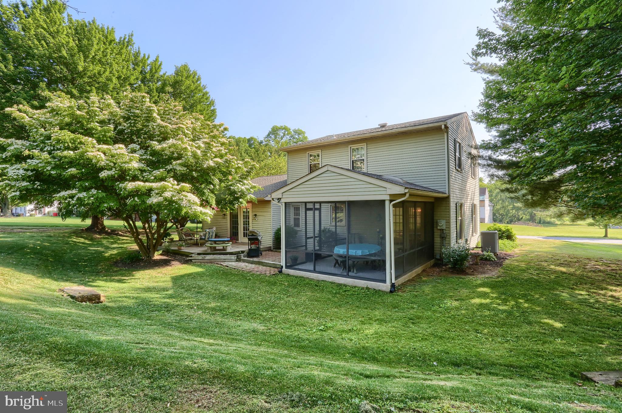 816 Hornig Road Lancaster, PA 17601 - Photo 6 of 24 Gallery Image 6