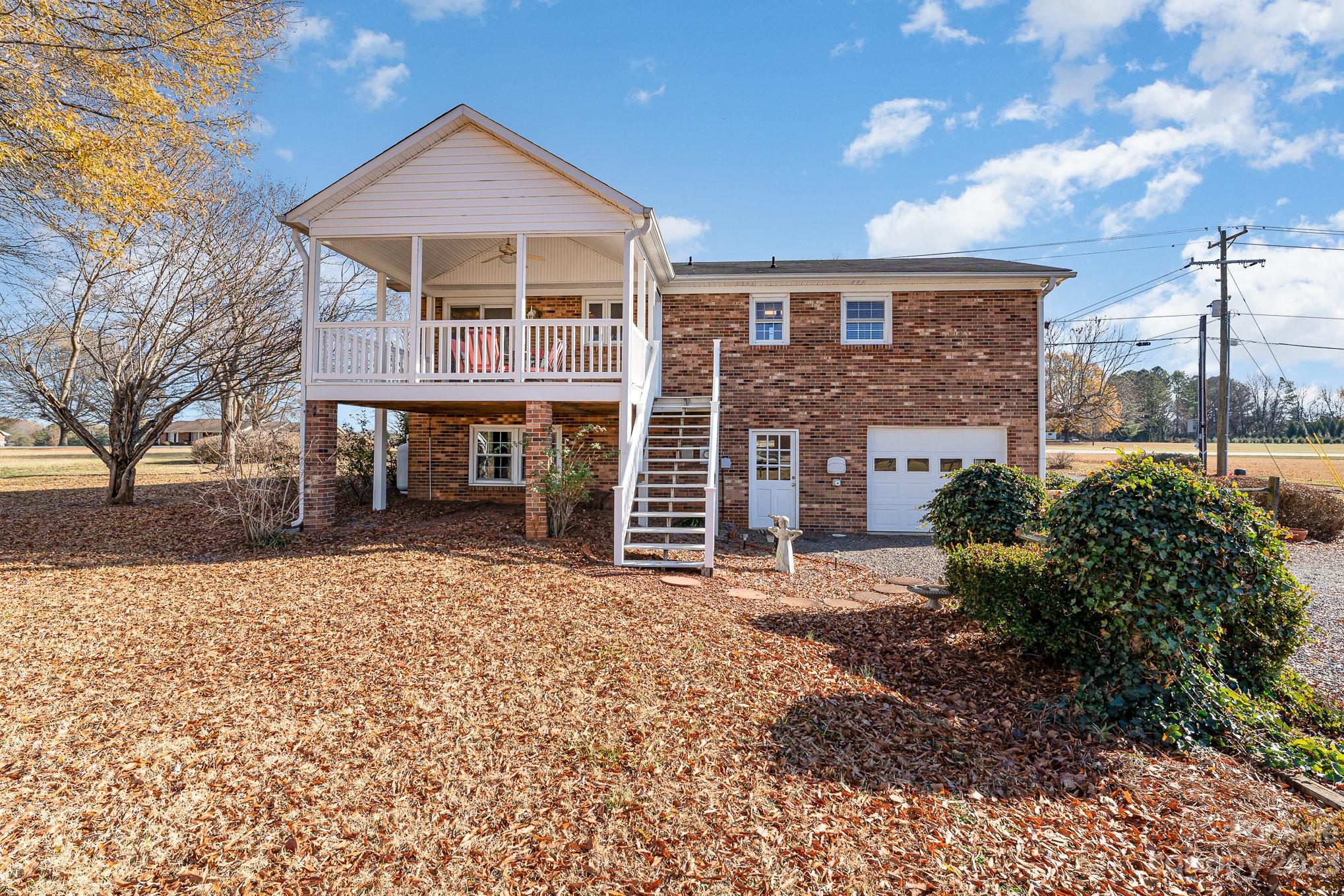 729 Redland Road Advance, NC 27006 - Photo 4 of 34 Gallery Image 4