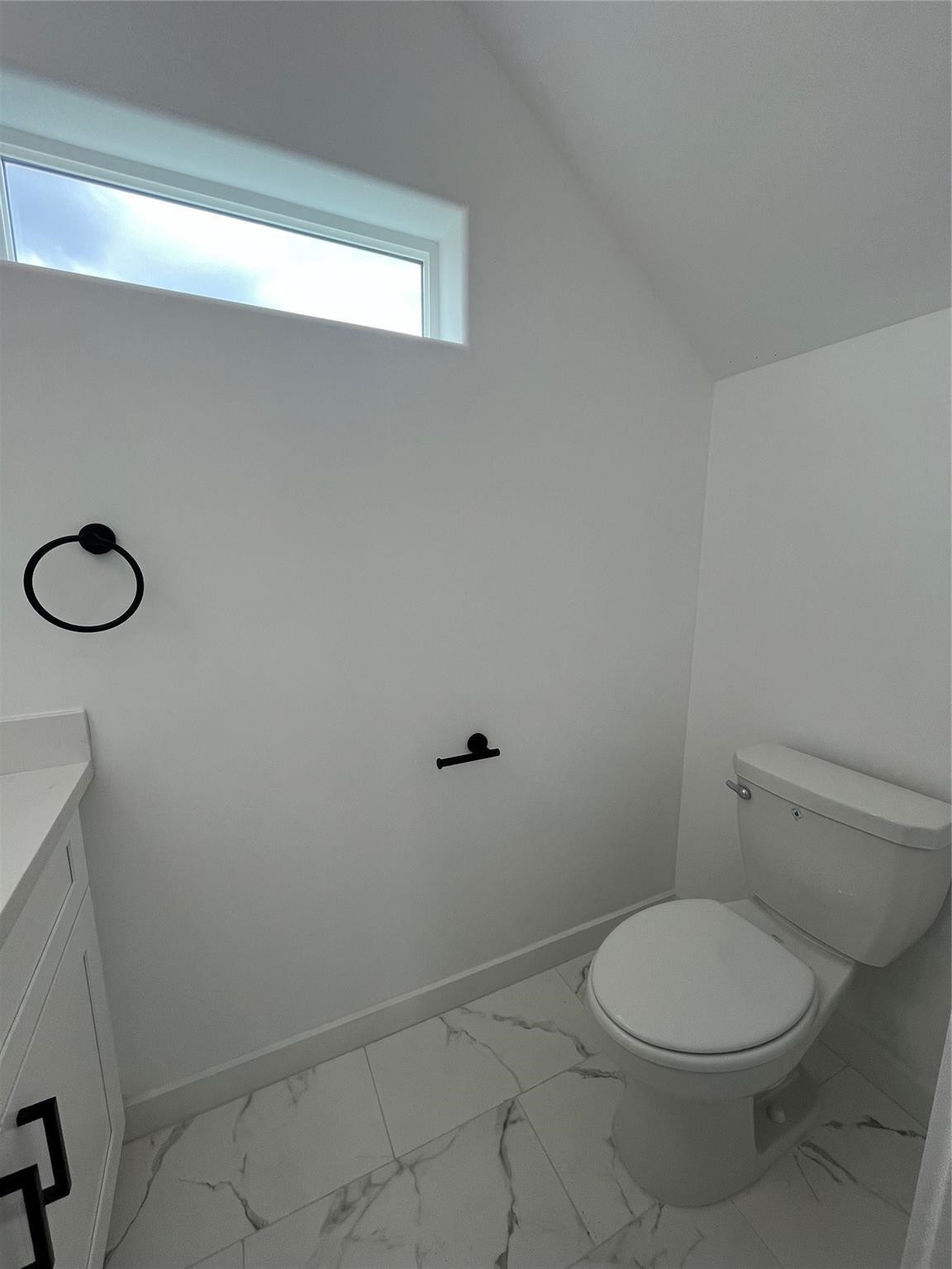 8605 Wileyvale Road, Unit B Houston, TX 77016 - Photo 6 of 22