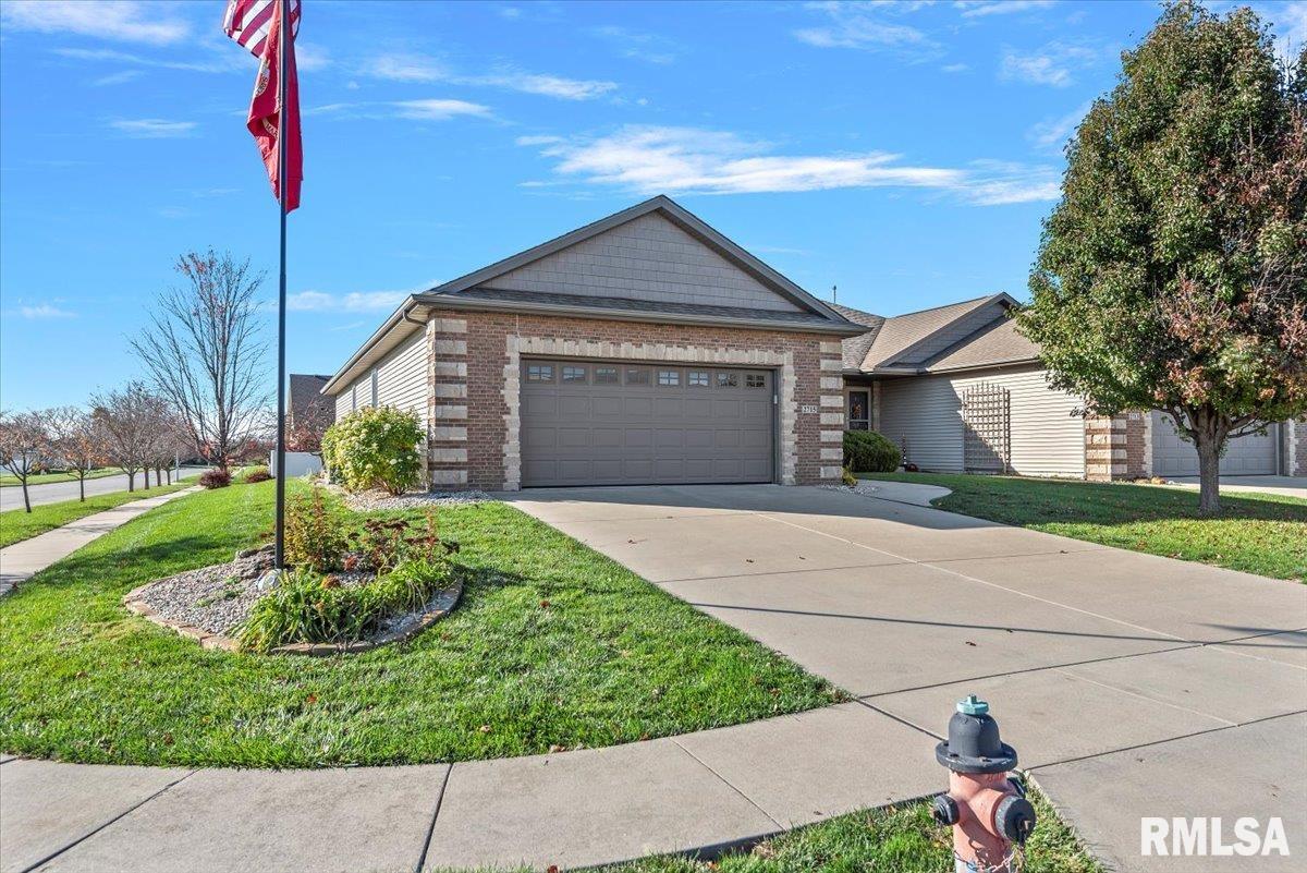 2715 Rutherford Trek Springfield, IL 62711 - Photo 3 of 36 Gallery Image 3