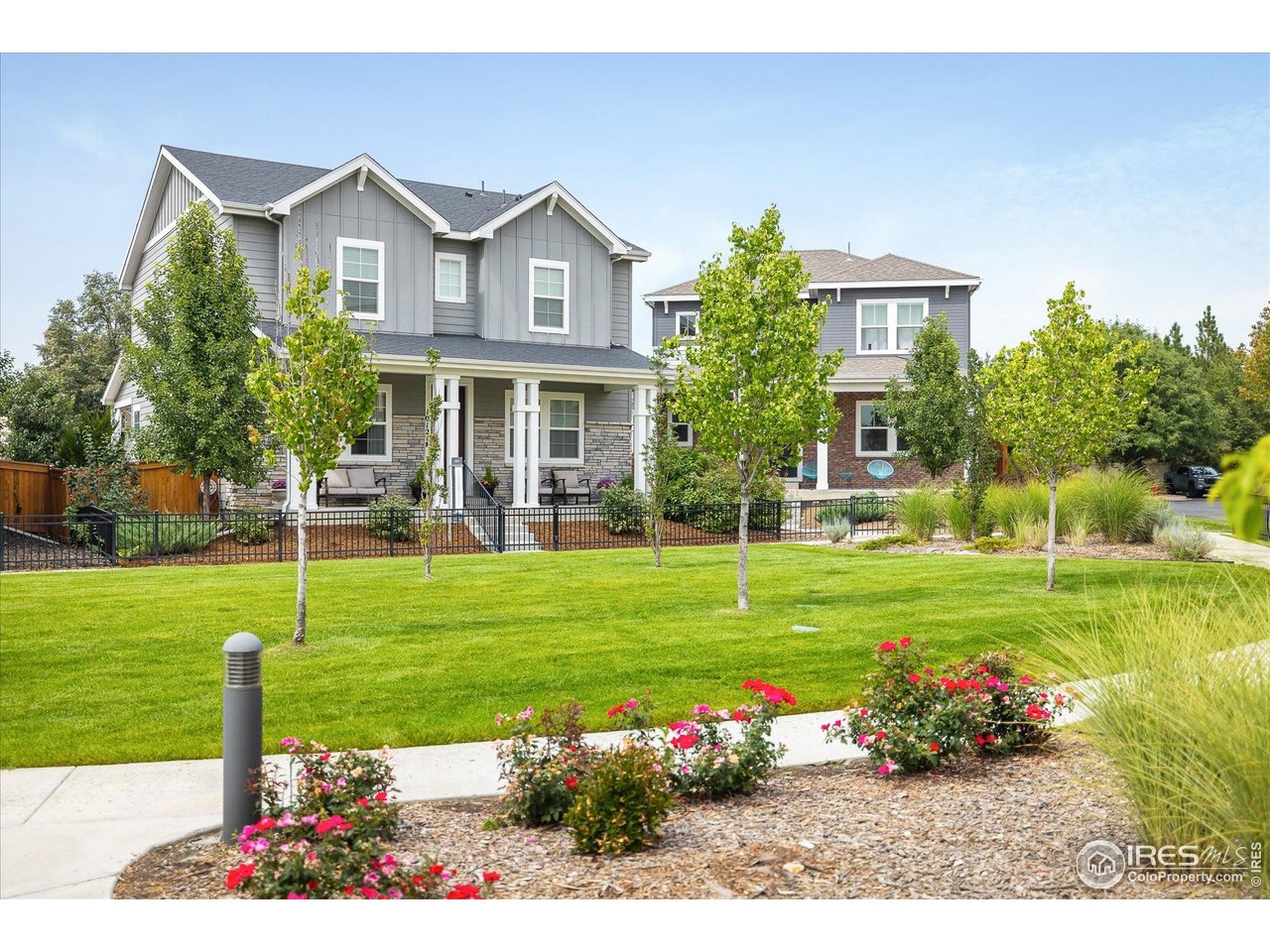 welcome to 10121 flower st!