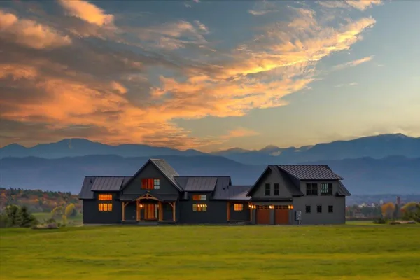 $1,995,000 | 225 Viscido Drive, Ferrisburgh, VT 05491