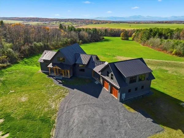 $1,995,000 | 225 Viscido Drive, Ferrisburgh, VT 05491