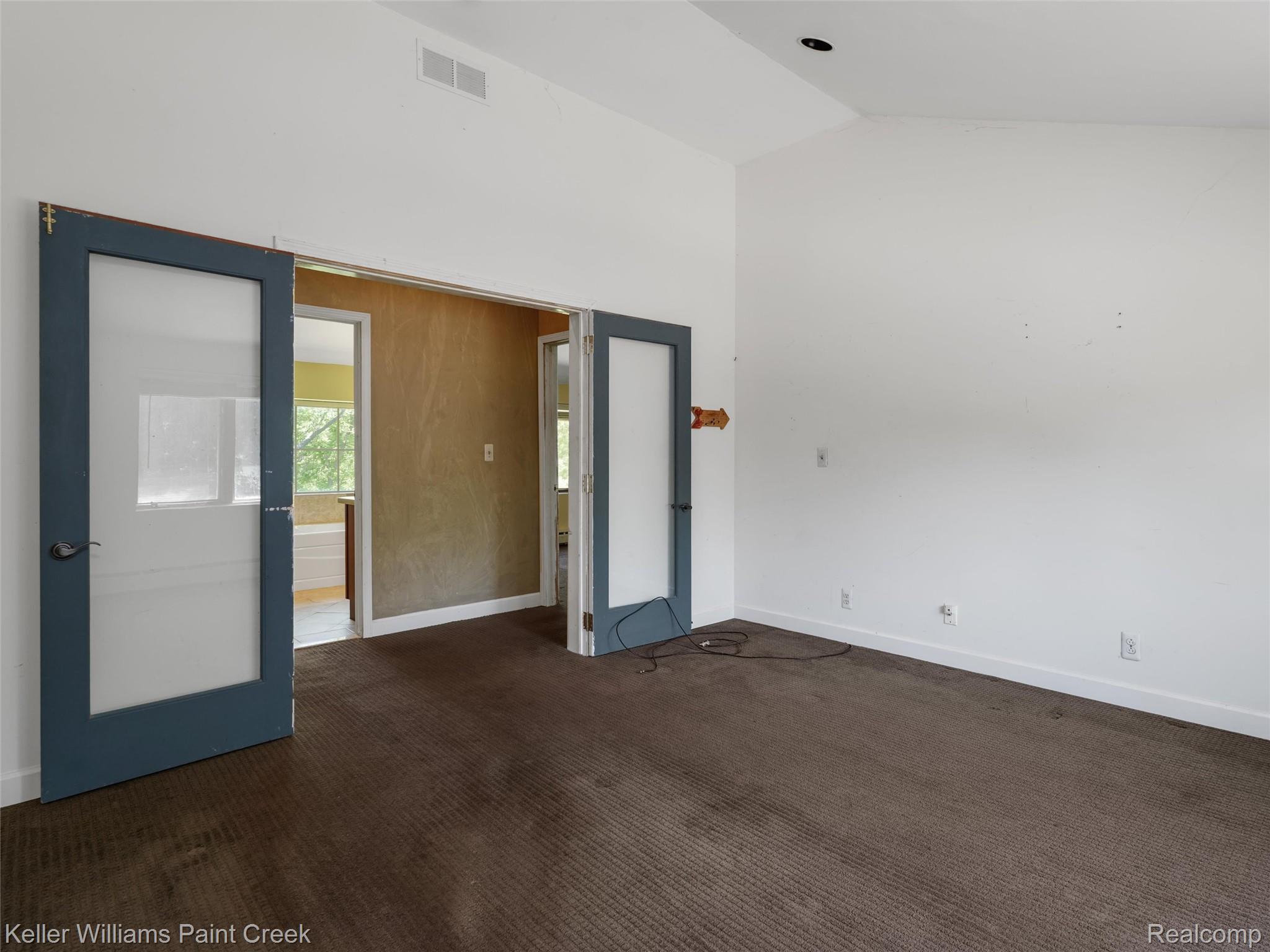 1150 North Livernois Road Rochester, MI 48306 - Photo 28 of 56 26-1150 N Livernois Rd 0025.jpg