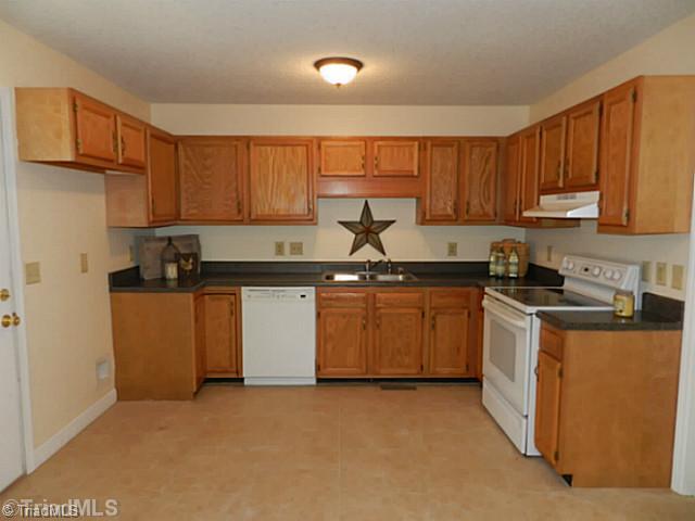 Kitchen. 