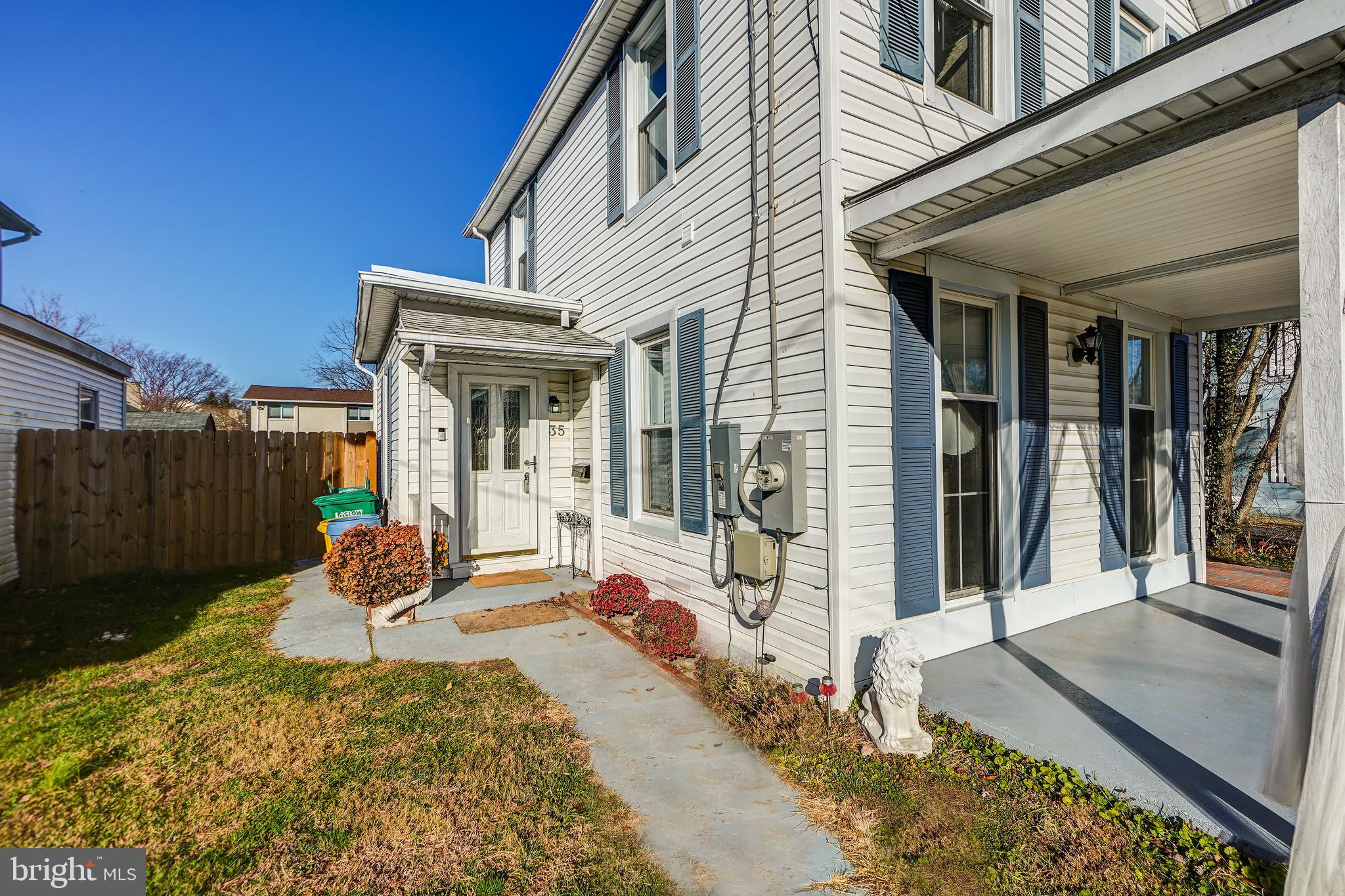 35 4th Street Laurel, MD 20707 - Photo 4 of 31 a house view with a sitting space