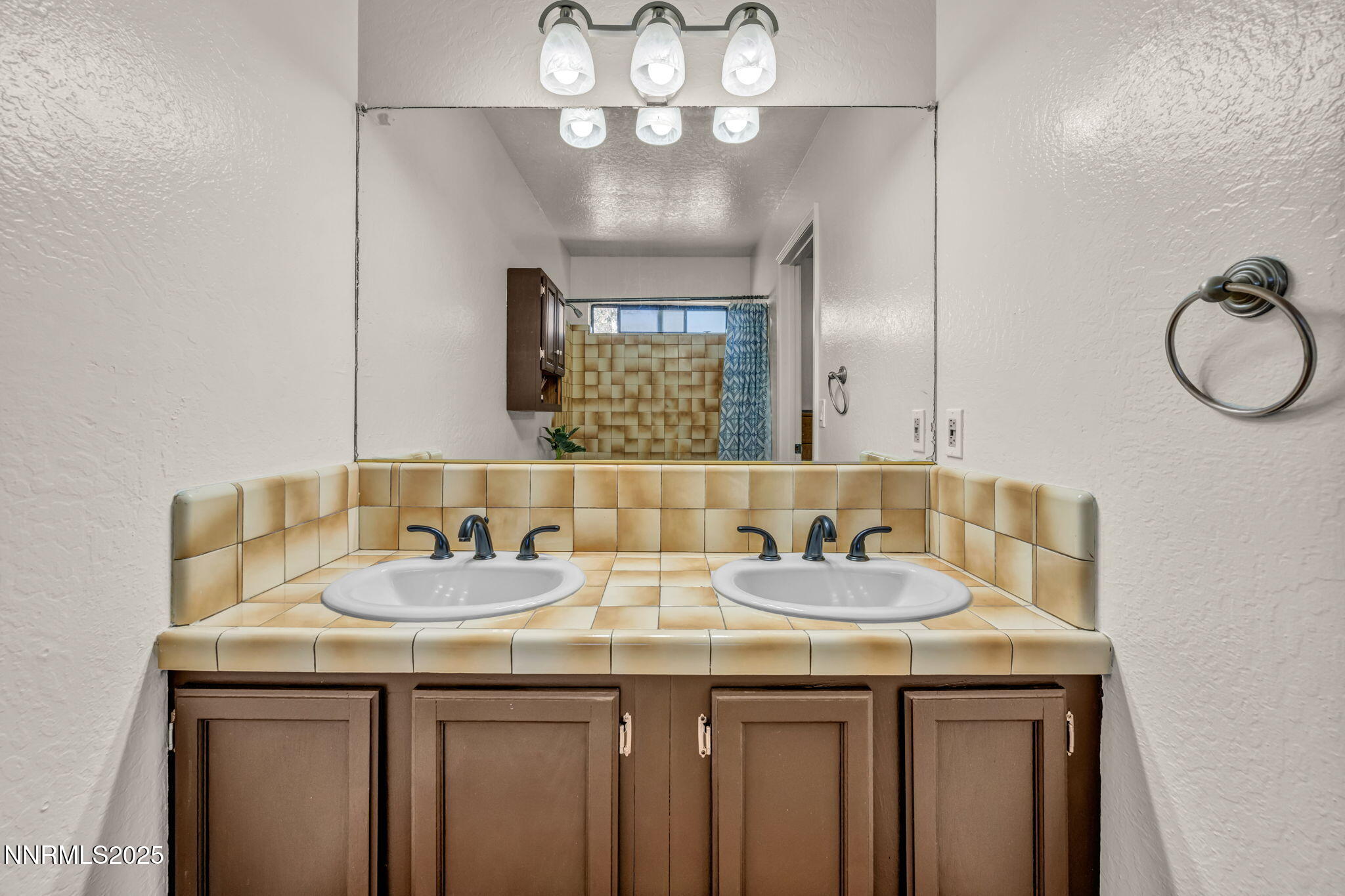 1419 Leonard Road Gardnerville, NV 89460 - Photo 27 of 69 71-web-or-mls-1419-leonard-rd