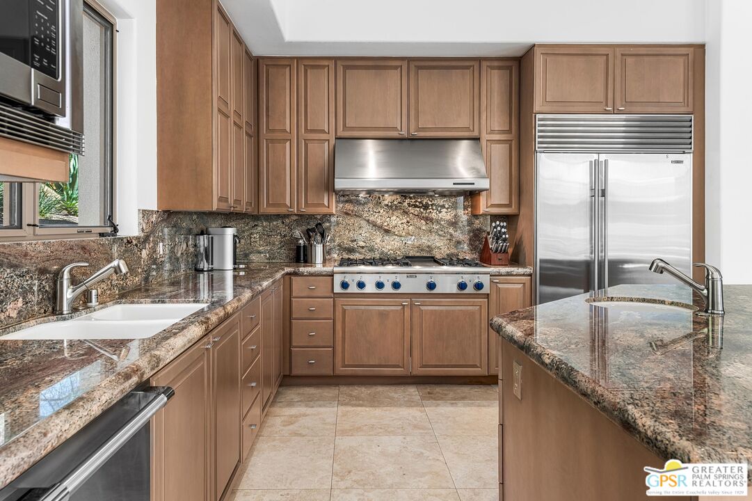 27 Ambassador Circle Rancho Mirage, CA 92270 - Photo 19 of 38