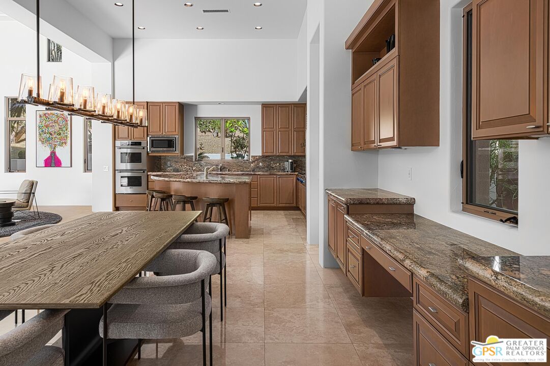 27 Ambassador Circle Rancho Mirage, CA 92270 - Photo 22 of 38