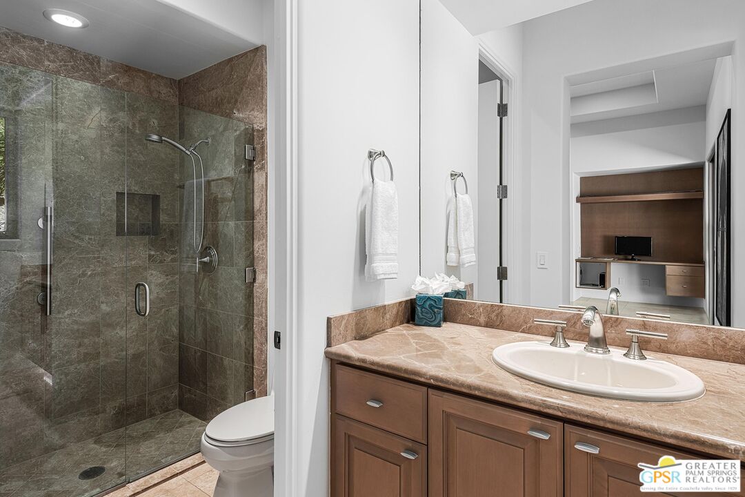 27 Ambassador Circle Rancho Mirage, CA 92270 - Photo 31 of 38