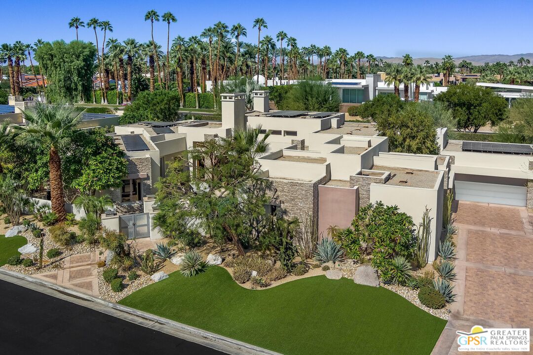 27 Ambassador Circle Rancho Mirage, CA 92270 - Photo 34 of 38