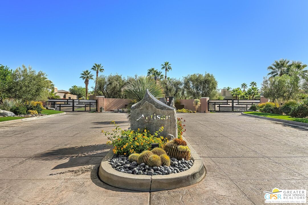 27 Ambassador Circle Rancho Mirage, CA 92270 - Photo 37 of 38