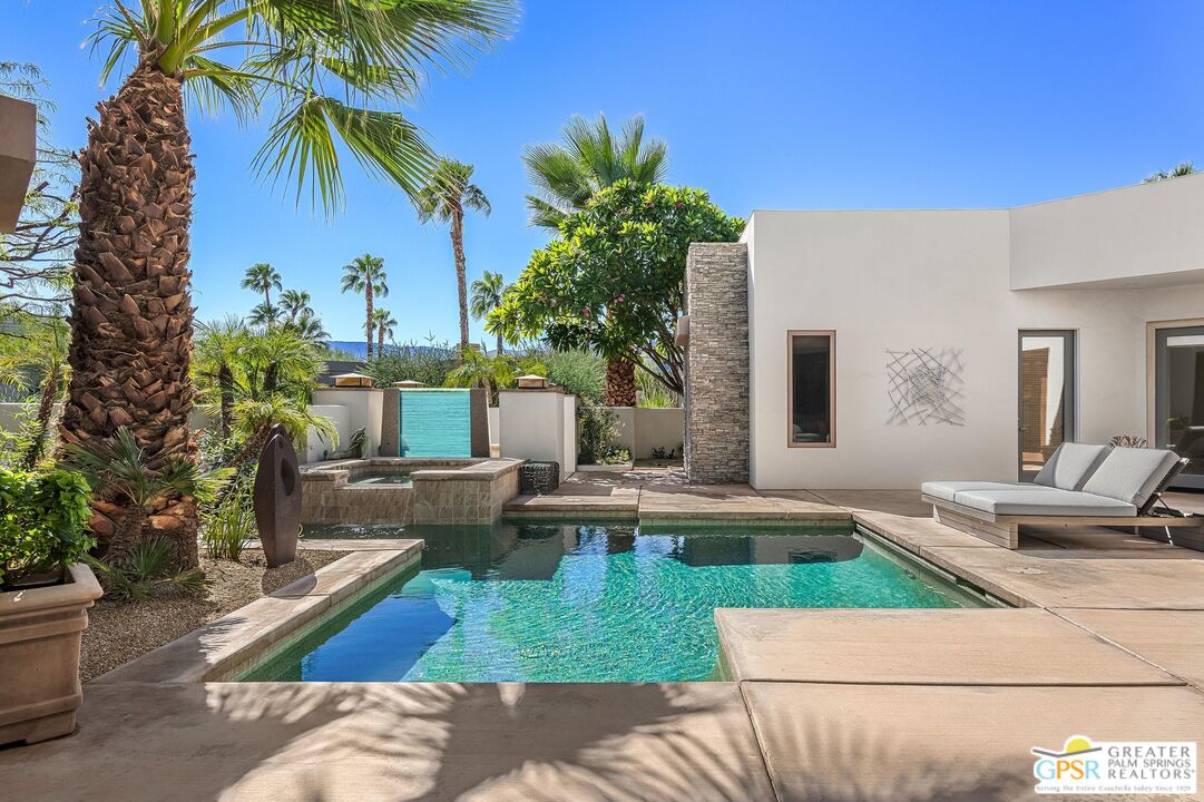 27 Ambassador Circle Rancho Mirage, CA 92270 - Photo 5 of 38