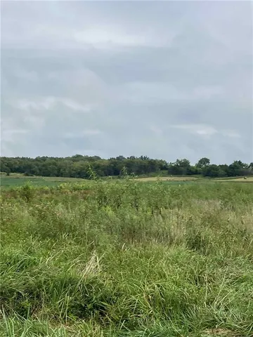 $654,000 | 4689 Highway 7, Mound City, KS 66056