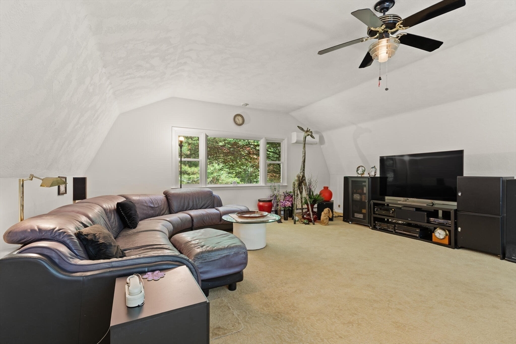 166 Prides Crossing Road Sudbury, MA 01776 - Photo 21 of 36 Gallery Image 21