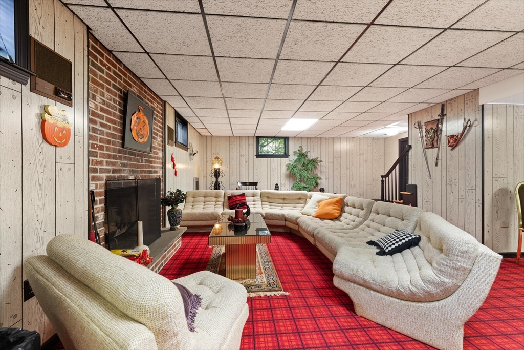 166 Prides Crossing Road Sudbury, MA 01776 - Photo 29 of 36 Gallery Image 29