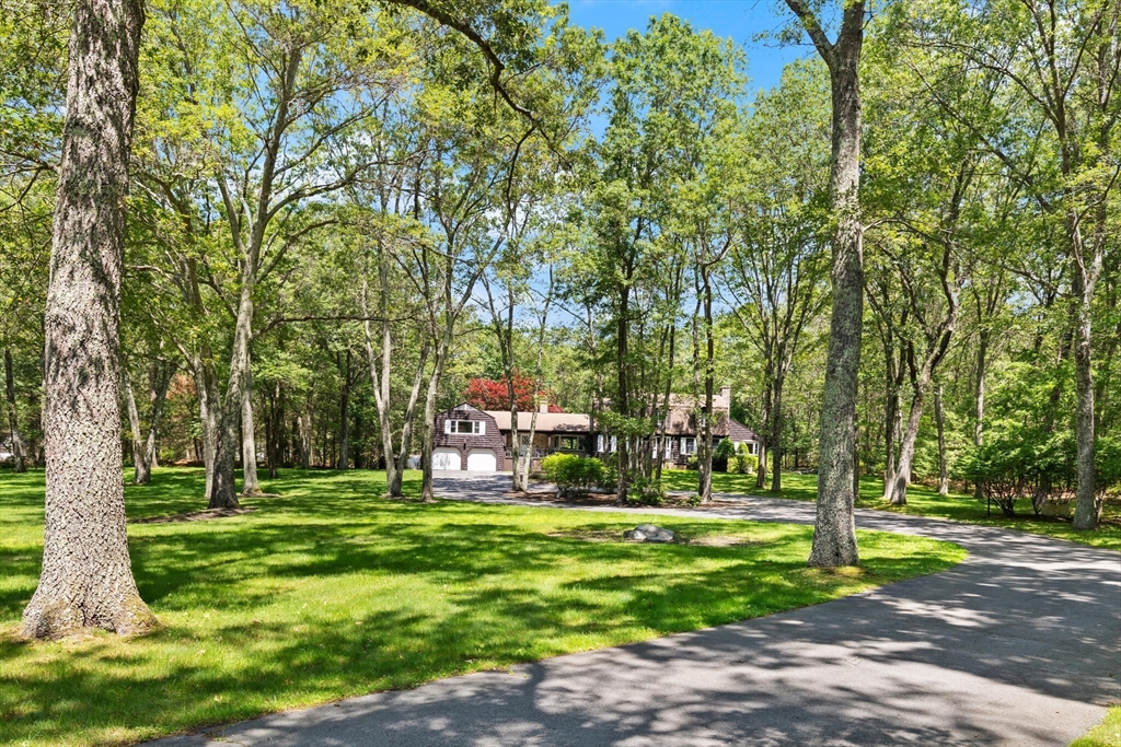 166 Prides Crossing Road Sudbury, MA 01776 - Photo 6 of 36 Gallery Image 6