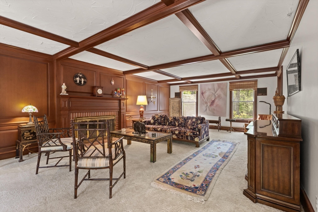 166 Prides Crossing Road Sudbury, MA 01776 - Photo 10 of 36 Gallery Image 10