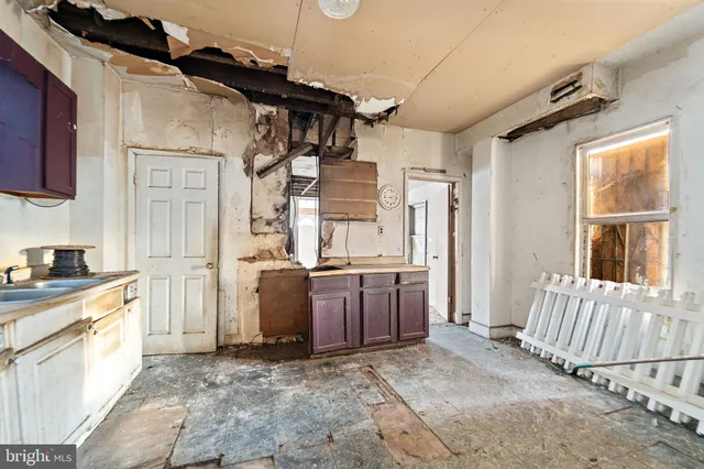 $125,000 | 2622 Saunders Street, Camden, NJ 08105