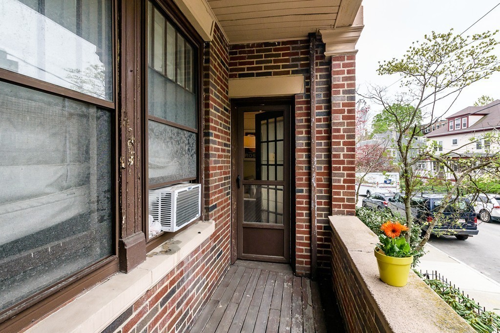 153 Strathmore Road, Unit 1 Boston, MA 02135 - Photo 5 of 16 Gallery Image 5
