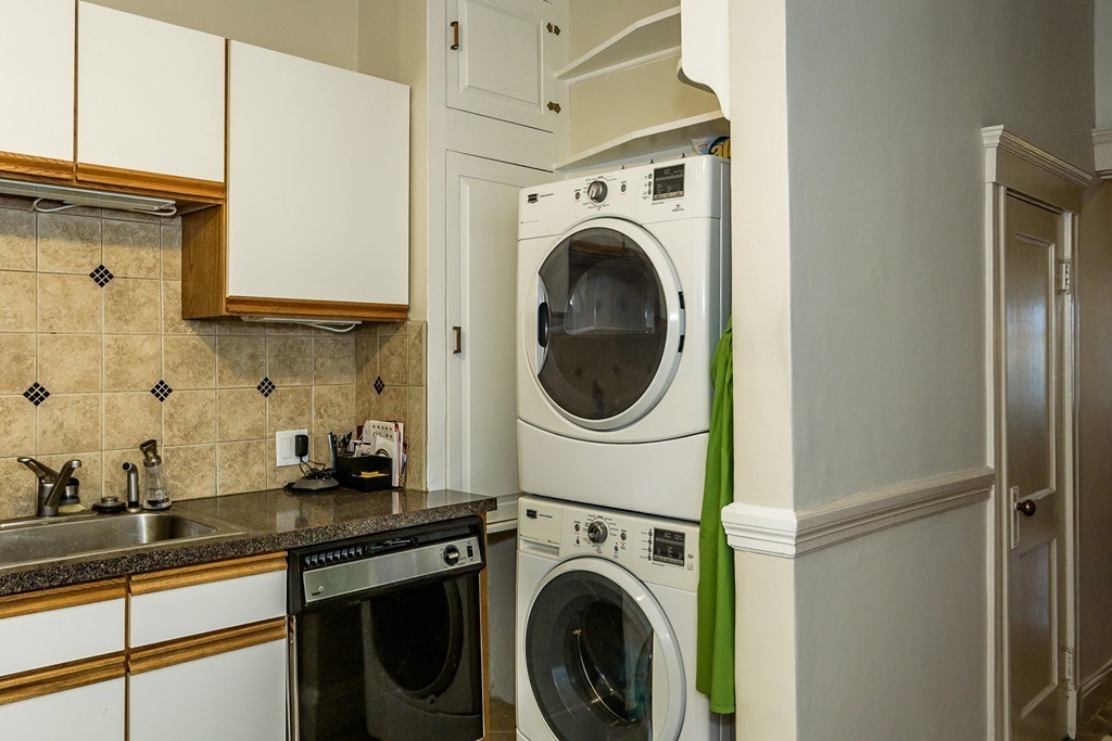 153 Strathmore Road, Unit 1 Boston, MA 02135 - Photo 9 of 16 Gallery Image 9