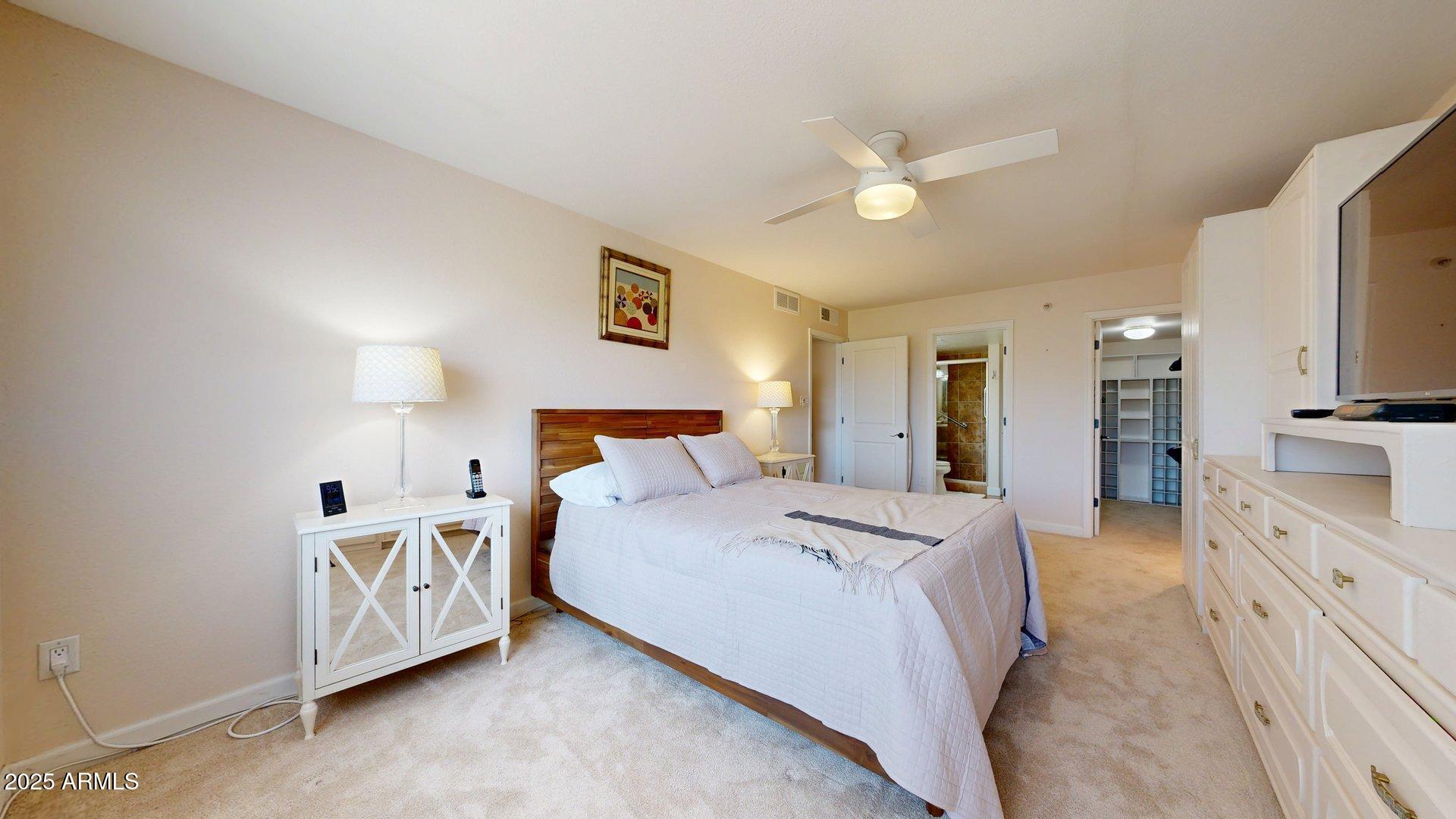 7950 East Camelback Road, Unit 610 Scottsdale, AZ 85251 - Photo 8 of 23 7950-E-Camelback-Rd-610-09112025_113937