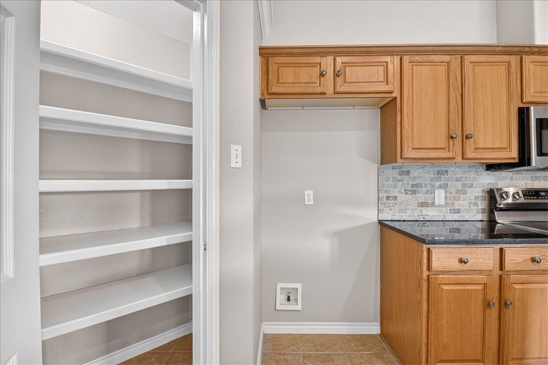 5114 Spring Brook Drive Corpus Christi, TX 78413 - Photo 11 of 37