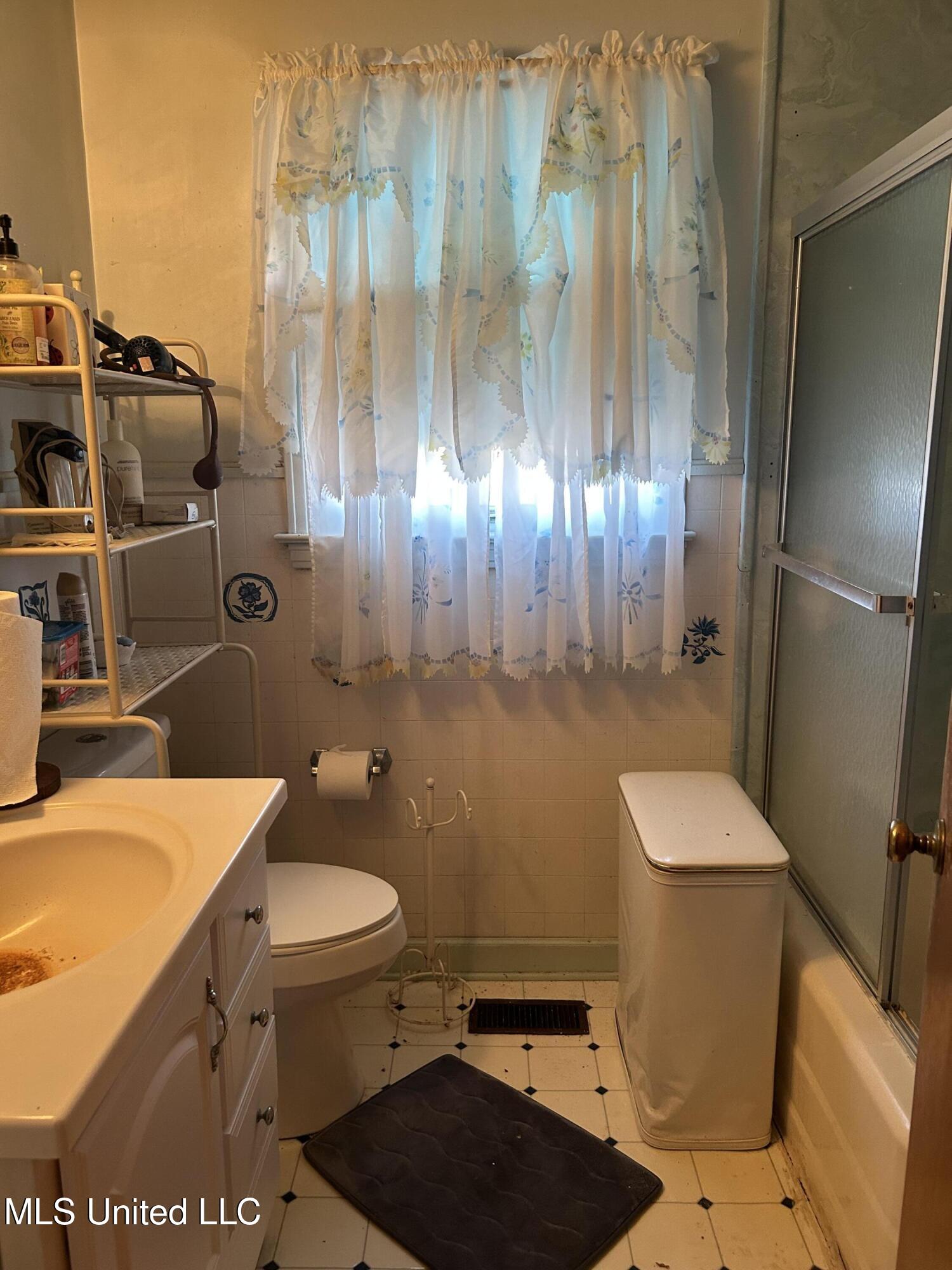 10 Worley Drive Tutwiler, MS 38963 - Photo 9 of 21 IMG_9315