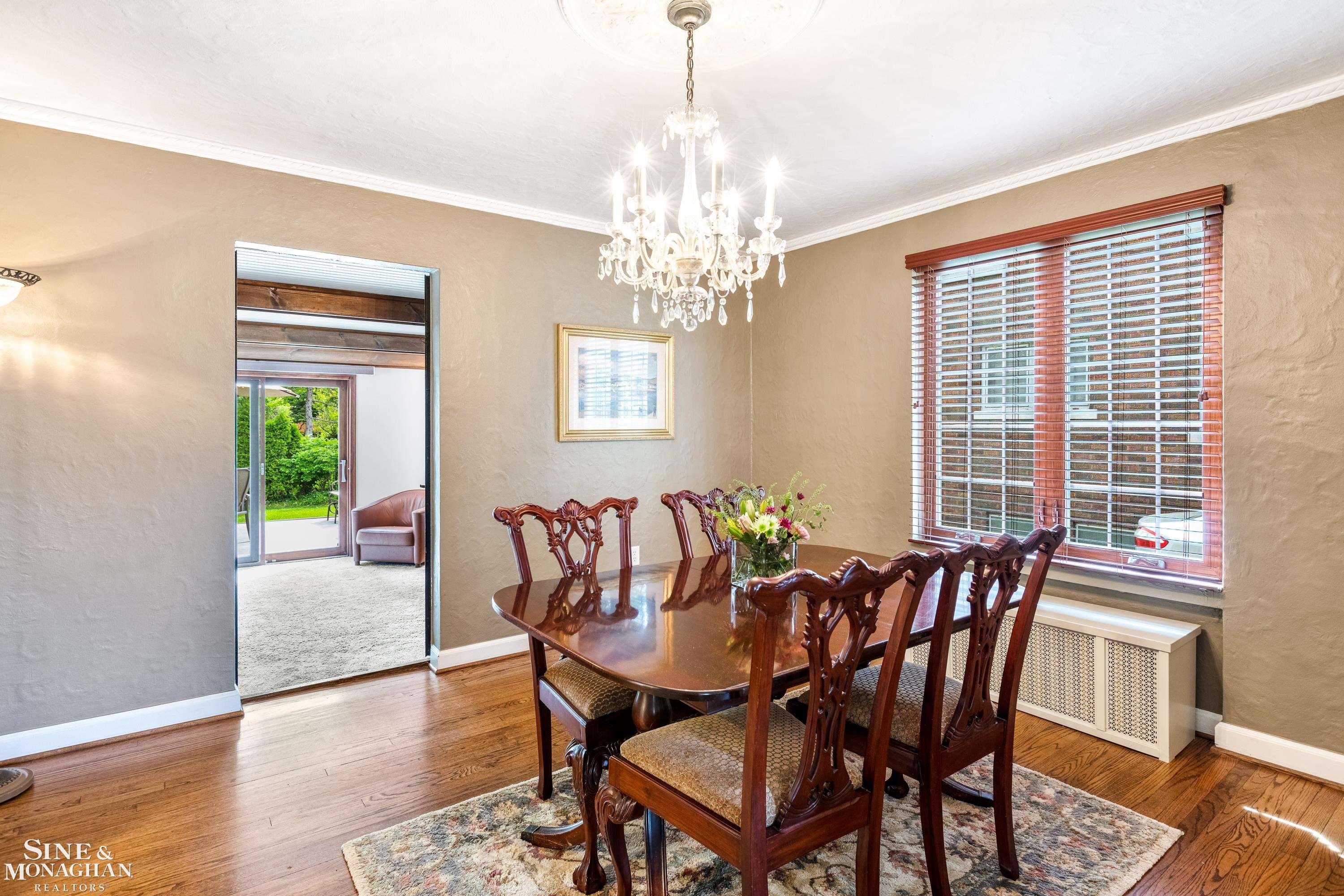 1228 Bedford Road Grosse Pointe, MI 48230 - Photo 19 of 56 Dining Room