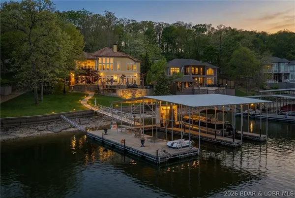 $2,599,000 | 582 Brookhaven Lane, Sunrise Beach, MO 65079