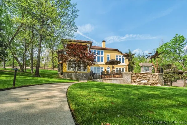 $2,599,000 | 582 Brookhaven Lane, Sunrise Beach, MO 65079