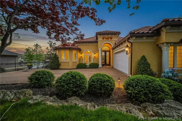 $2,599,000 | 582 Brookhaven Lane, Sunrise Beach, MO 65079