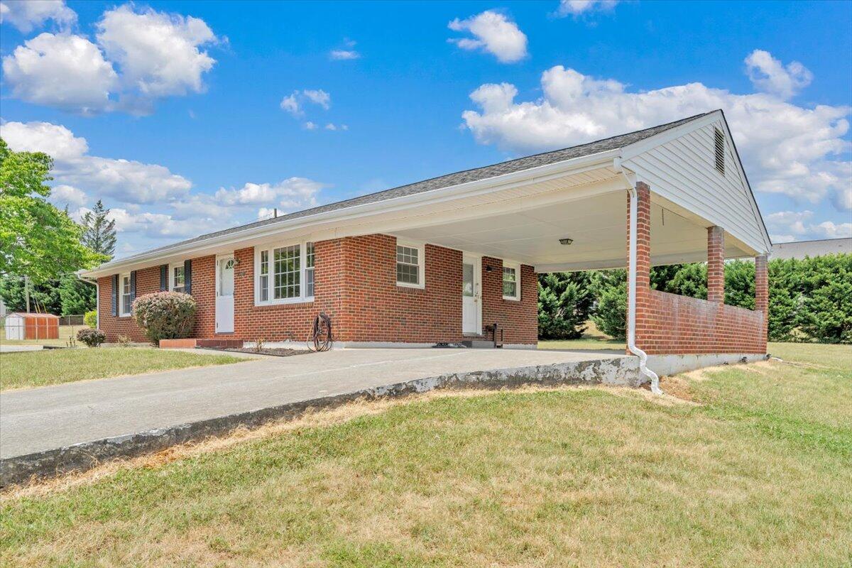 409 Decatur Circle Salem, VA 24153 - Photo 43 of 47 43-MIB06384