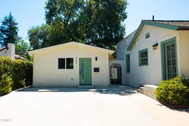 $2,500 | 456 Atchison Street, Pasadena, CA 91104