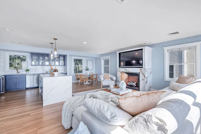 $2,500,000 | 9 Stowe Avenue, Milford, CT 06460