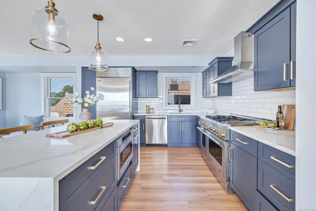 $2,500,000 | 9 Stowe Avenue, Milford, CT 06460