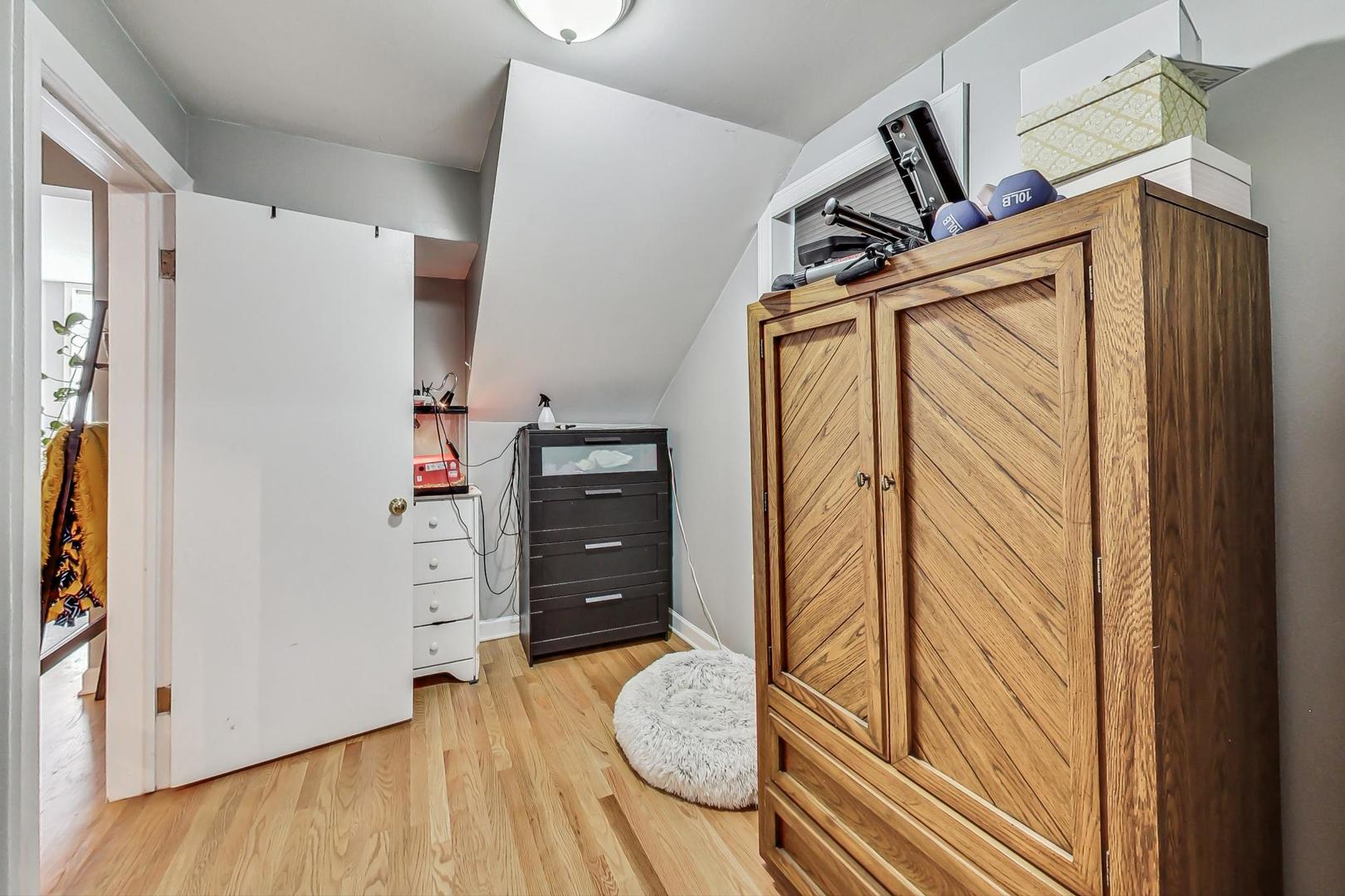1460 West Irving Park Road Chicago, IL 60613 - Photo 17 of 49 Gallery Image 17