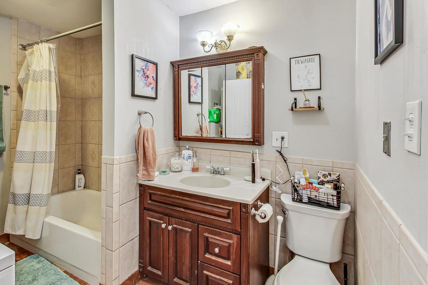 1460 West Irving Park Road Chicago, IL 60613 - Photo 21 of 49 Gallery Image 21