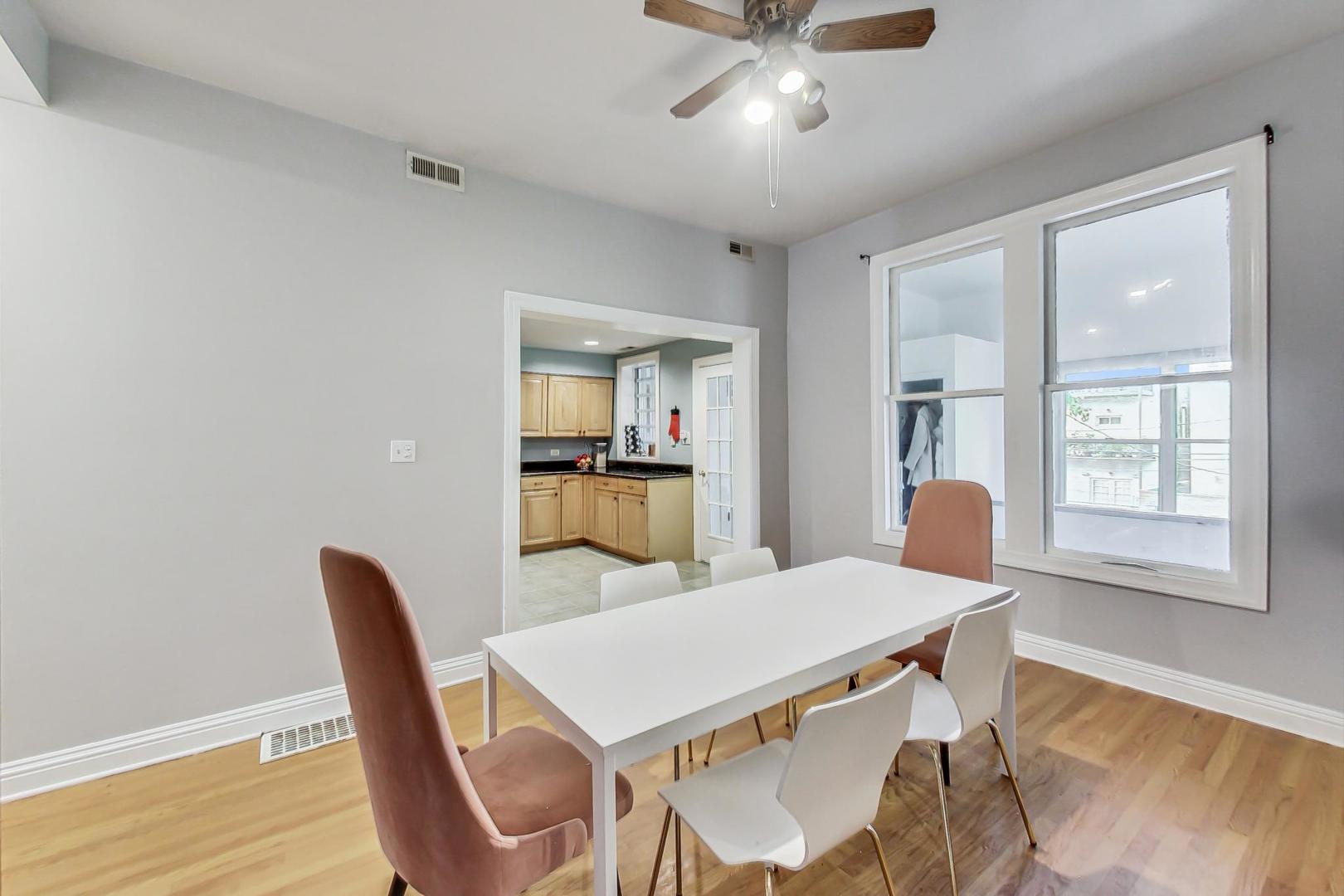 1460 West Irving Park Road Chicago, IL 60613 - Photo 29 of 49 Gallery Image 29