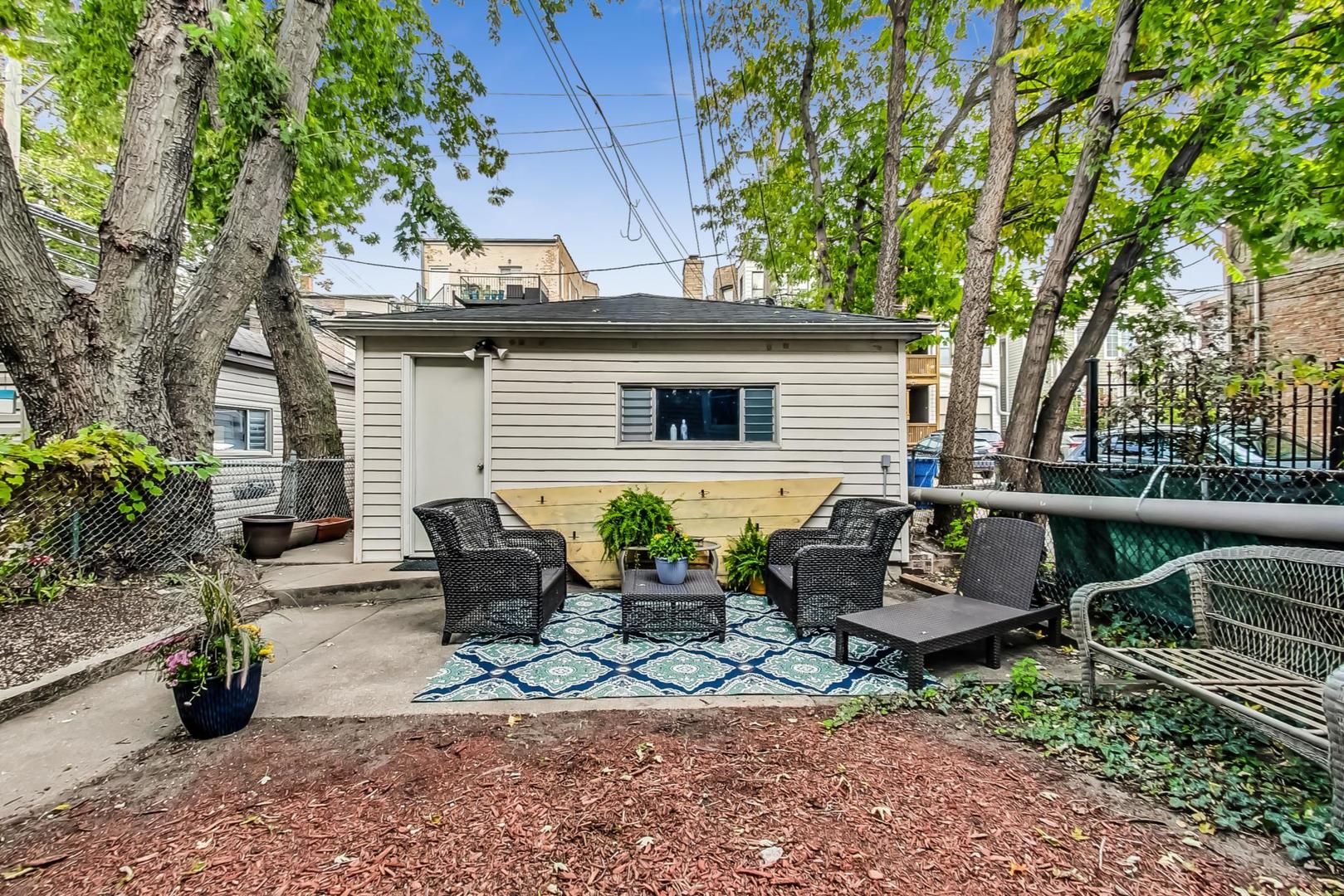 1460 West Irving Park Road Chicago, IL 60613 - Photo 3 of 49 Gallery Image 3