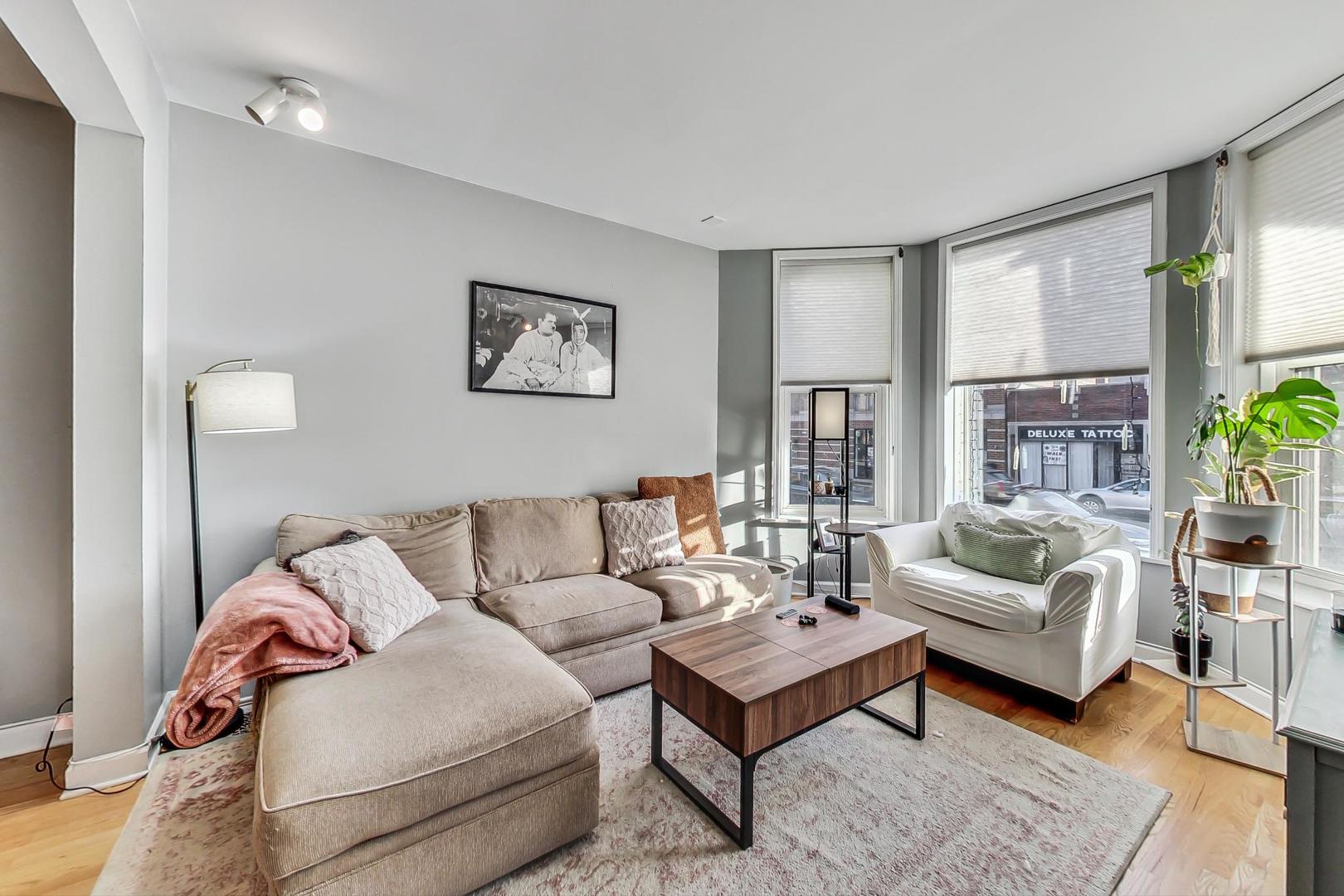 1460 West Irving Park Road Chicago, IL 60613 - Photo 6 of 49 Gallery Image 6