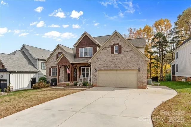 $900,000 | 2378 Smith Harbour Drive, Denver, NC 28037