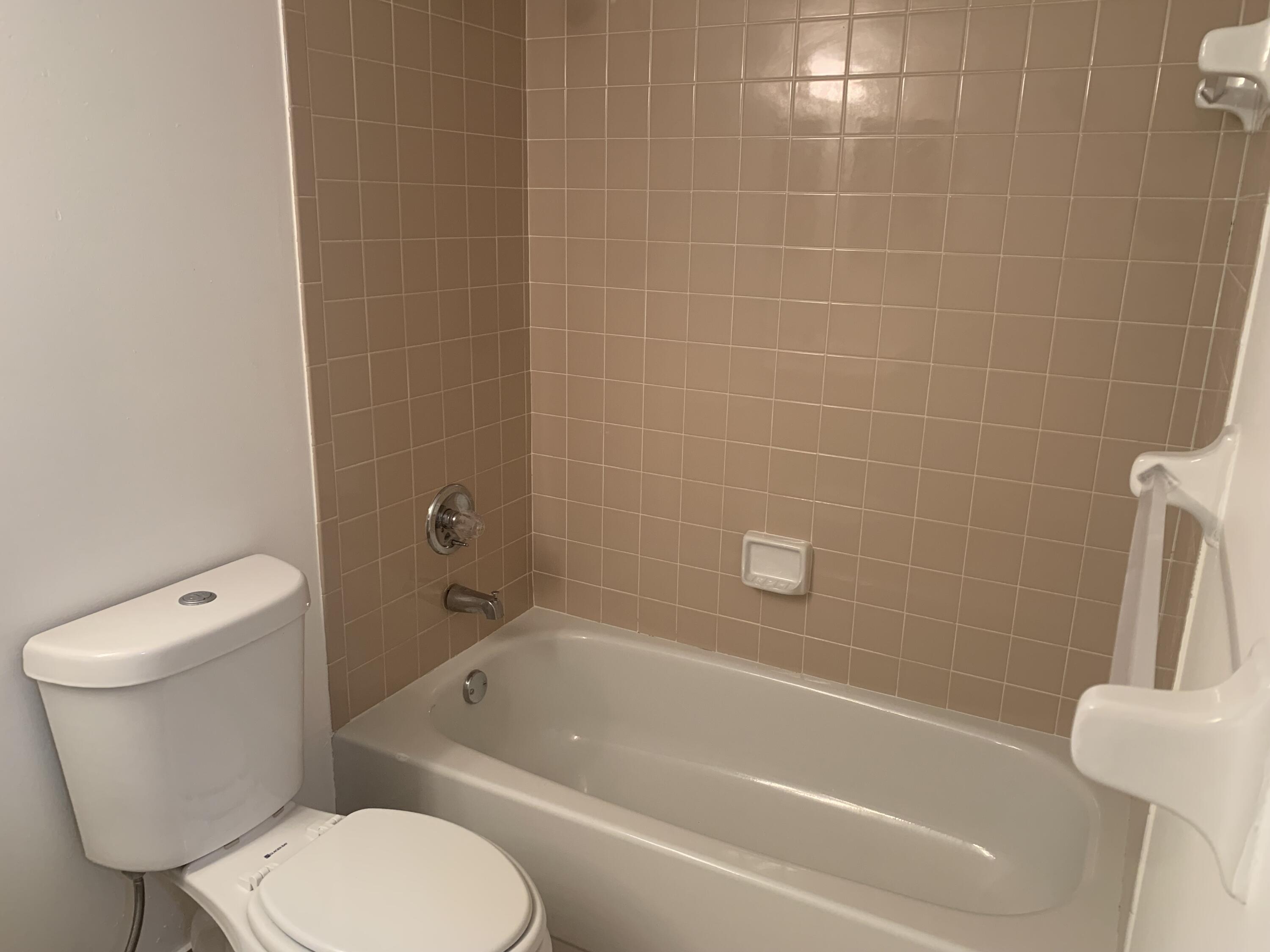 9210 Southwest 3rd Street, Unit 207 Boca Raton, FL 33428 - Photo 13 of 20 Photo Feb 06 2023, 5 17 00 PM