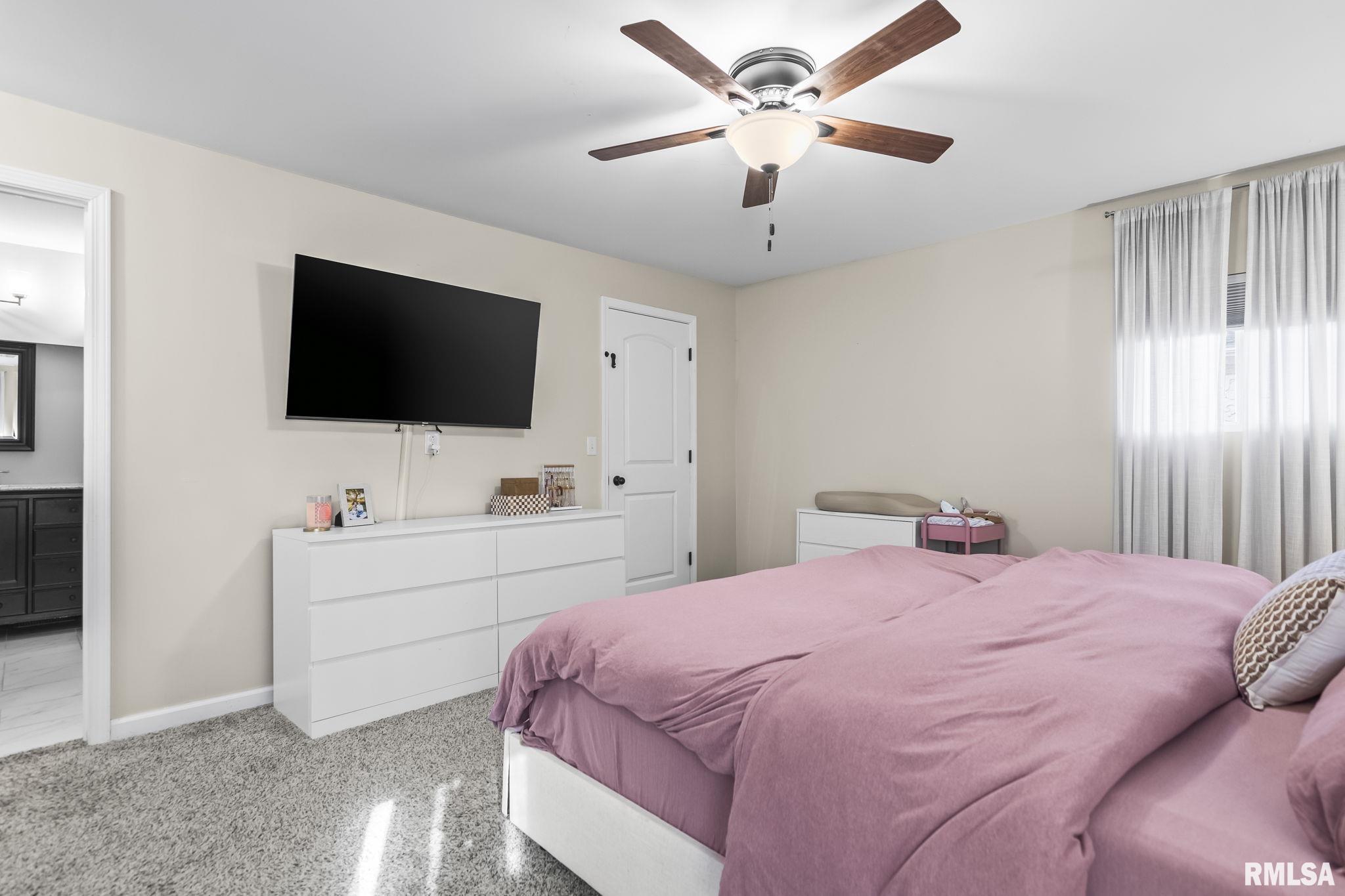 1 Birch Drive Chatham, IL 62629 - Photo 17 of 28