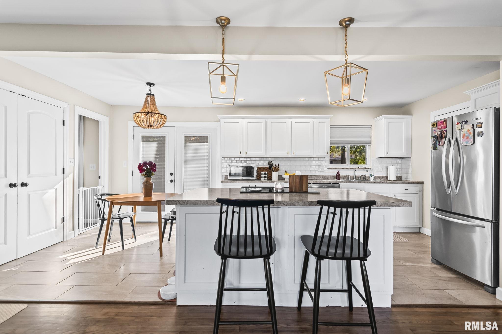 1 Birch Drive Chatham, IL 62629 - Photo 10 of 28