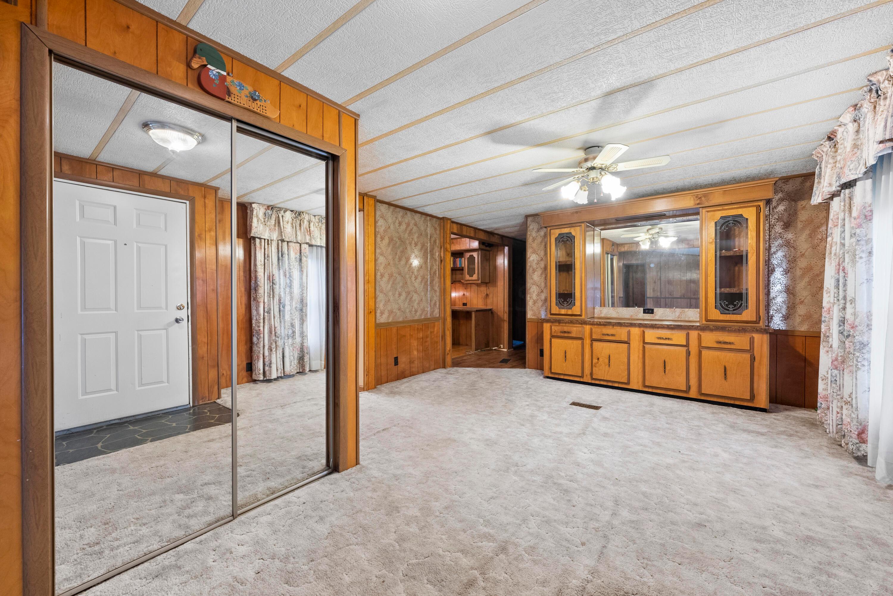 4005 Hickory Bend Road Circleville, OH 43113 - Photo 13 of 26 DSC04584
