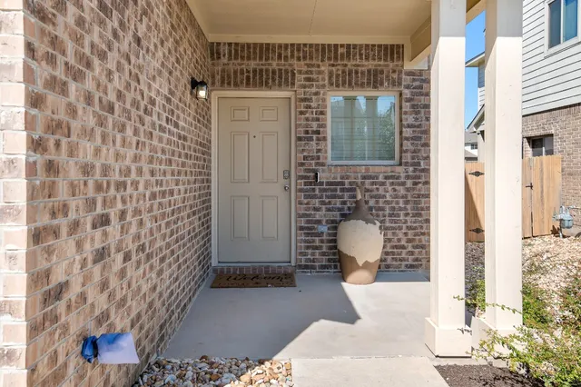 $260,000 | 512 White Steppe Way, Georgetown, TX 78626