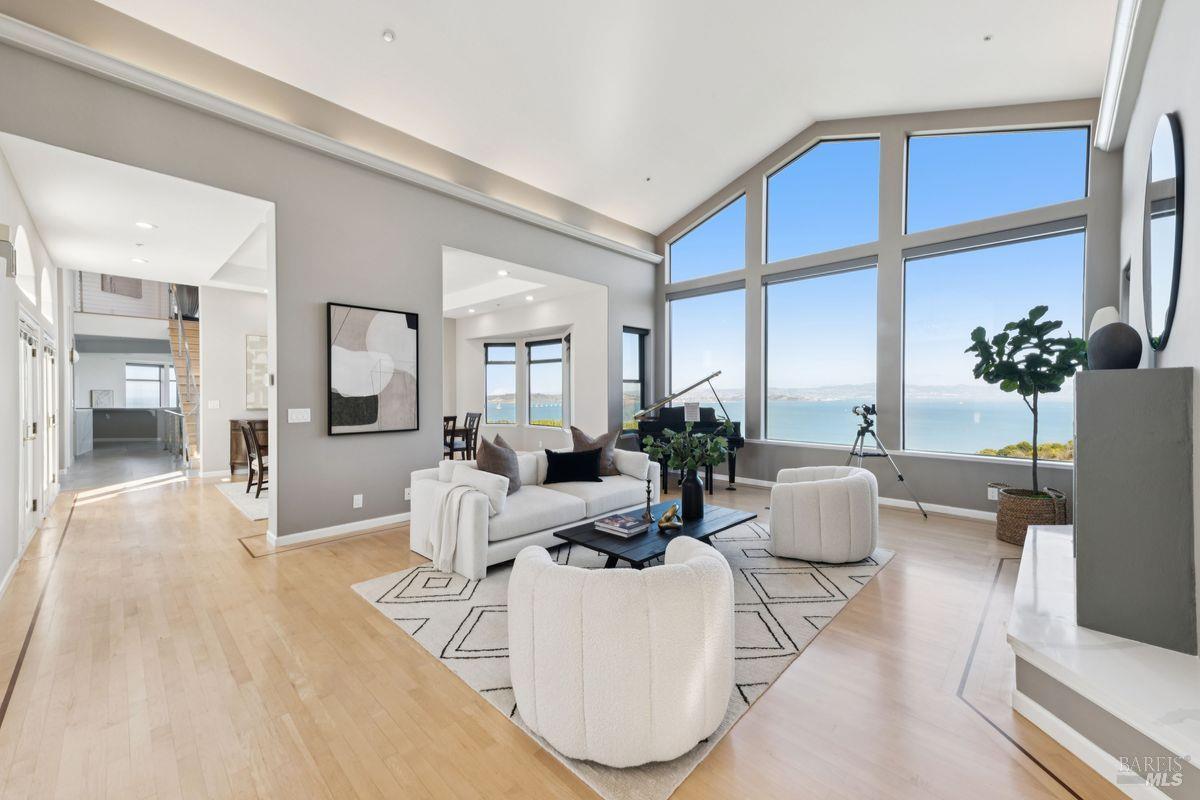 207 Taylor Road Tiburon, CA 94920 - Photo 6 of 67 Gallery Image 6
