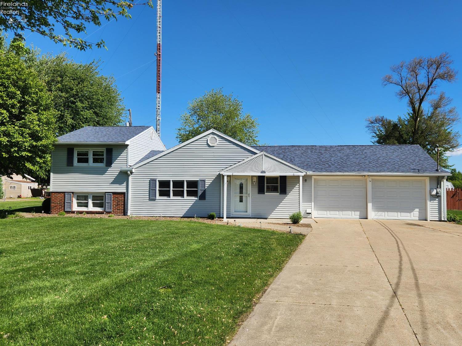 1300 Castalia Road Fremont, OH 43420 - Photo 1 of 47 Gallery Image 1